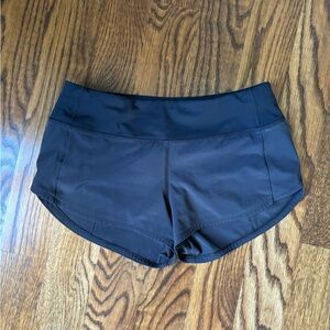 Lululemon Speed Up Shorts 2.5”